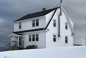 Отделка белым сайдингом: почему это отличное решение?